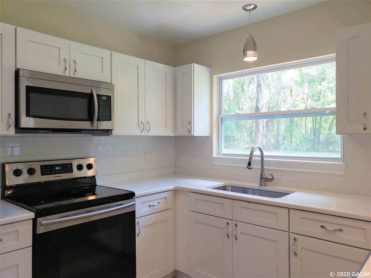 10907 Southwest 24th Avenue Gainesville, FL 32608 - Photo 12 of 16