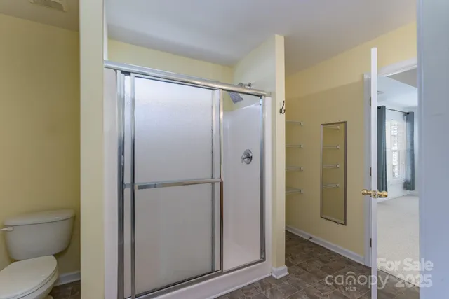 a view of walk in closet