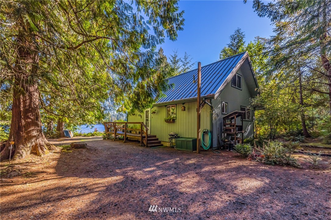 690 East Benson Lake Road Grapeview, WA 98546 - Photo 23 of 35 Gallery Image 23