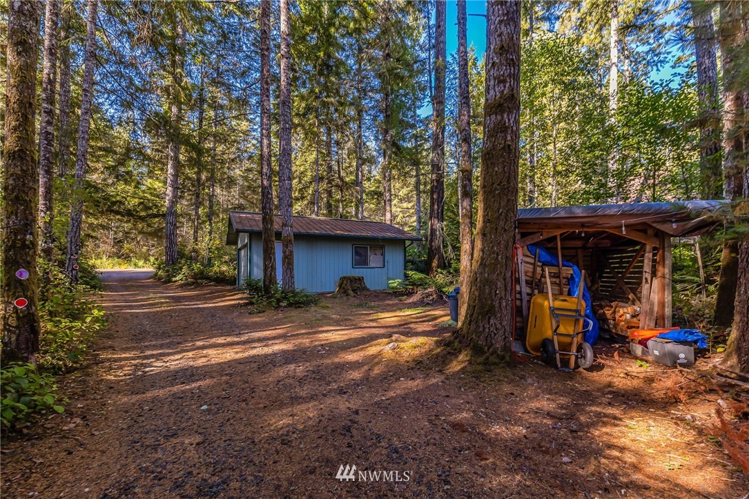 690 East Benson Lake Road Grapeview, WA 98546 - Photo 25 of 35 Gallery Image 25
