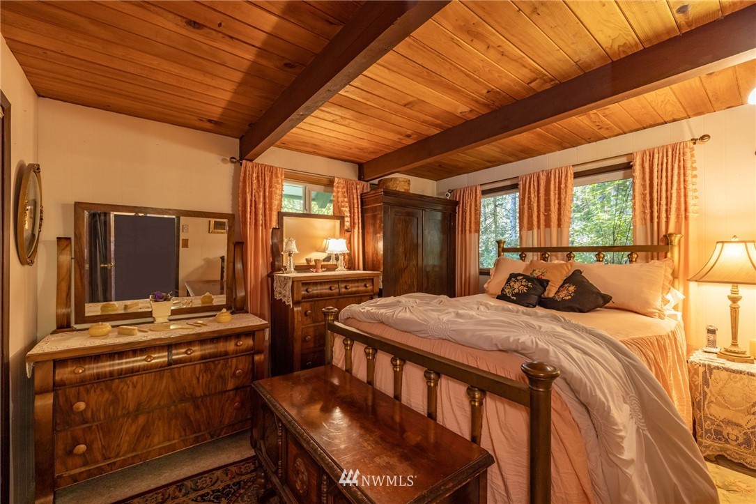 690 East Benson Lake Road Grapeview, WA 98546 - Photo 8 of 35 Gallery Image 8
