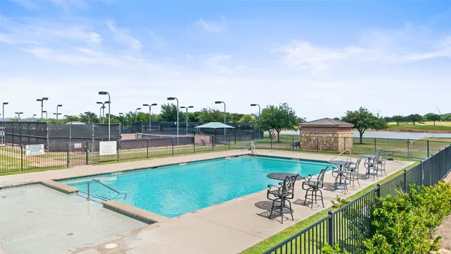 $250,000 | 25801 Cliff Cove, Spicewood, TX 78669