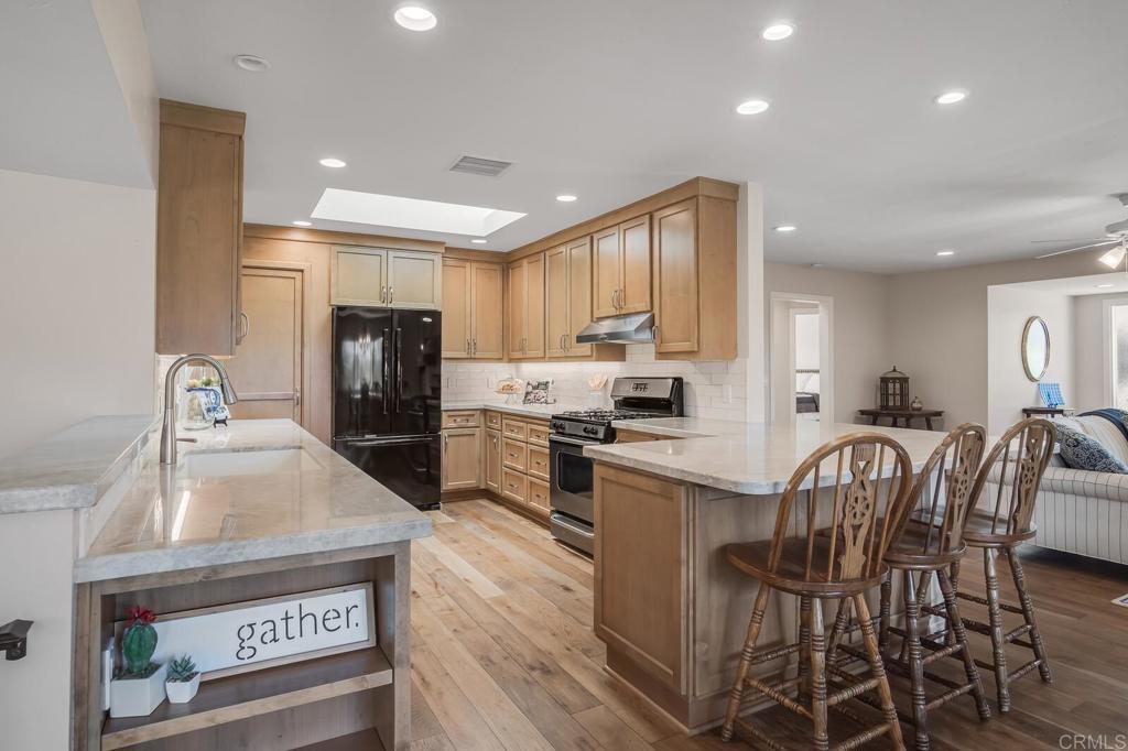 2211 Winterwarm Drive Fallbrook, CA 92028 - Photo 3 of 36