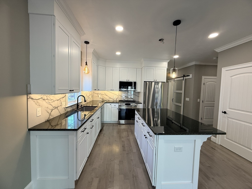 24 Cooper Road Webster, MA 01570 - Photo 17 of 42
