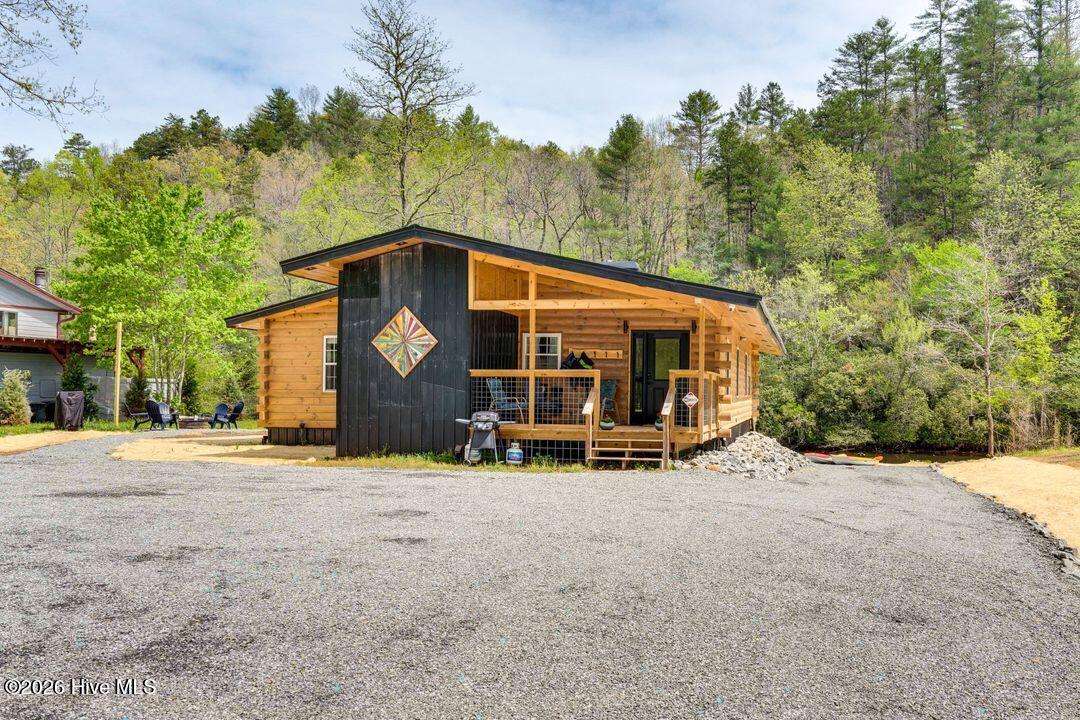 662 Hilltop Road Murphy, NC 28906 - Photo 1 of 33 Gallery Image 1