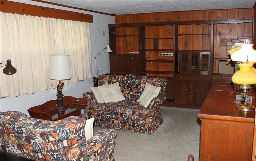 1906 Borland Road Pittsburgh, PA 15243 - Photo 3 of 16 Alternate view of living room.