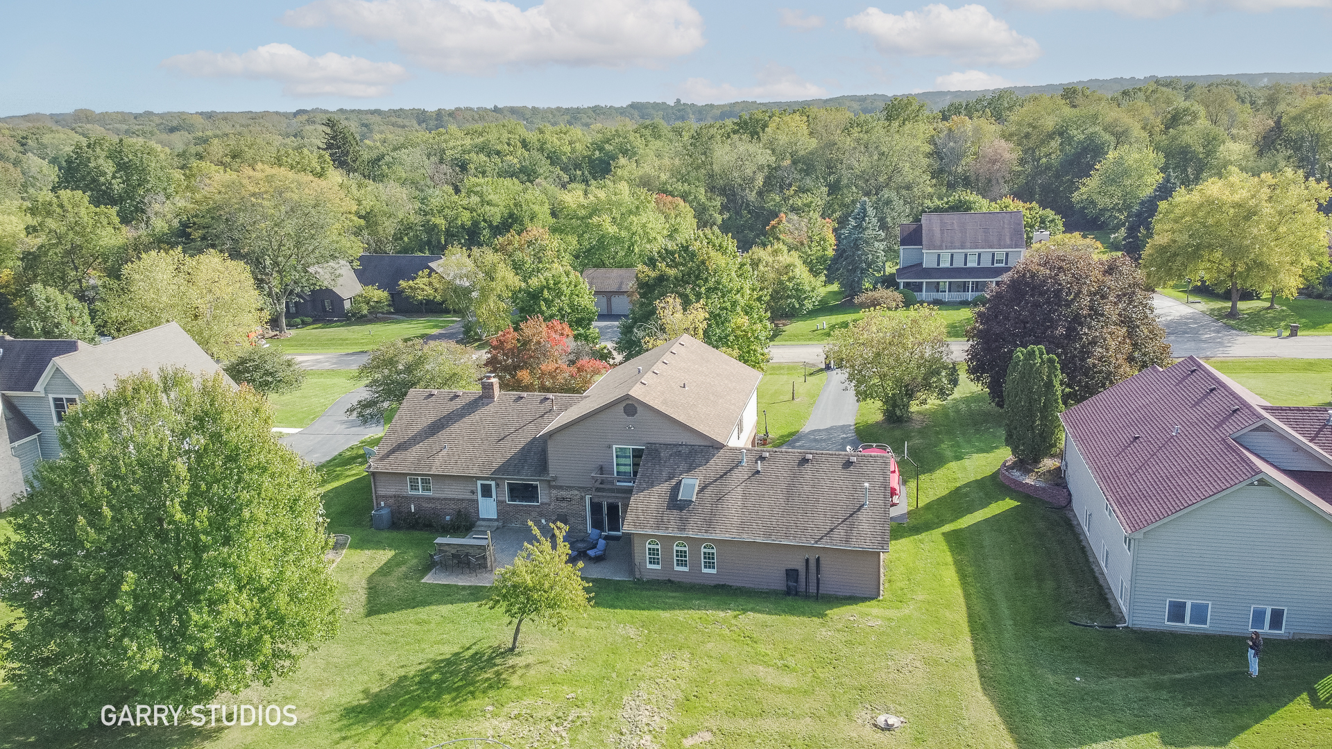 28824 Rivers Edge Drive Cary, IL 60013 - Photo 35 of 39 an aerial view of a house with a garden