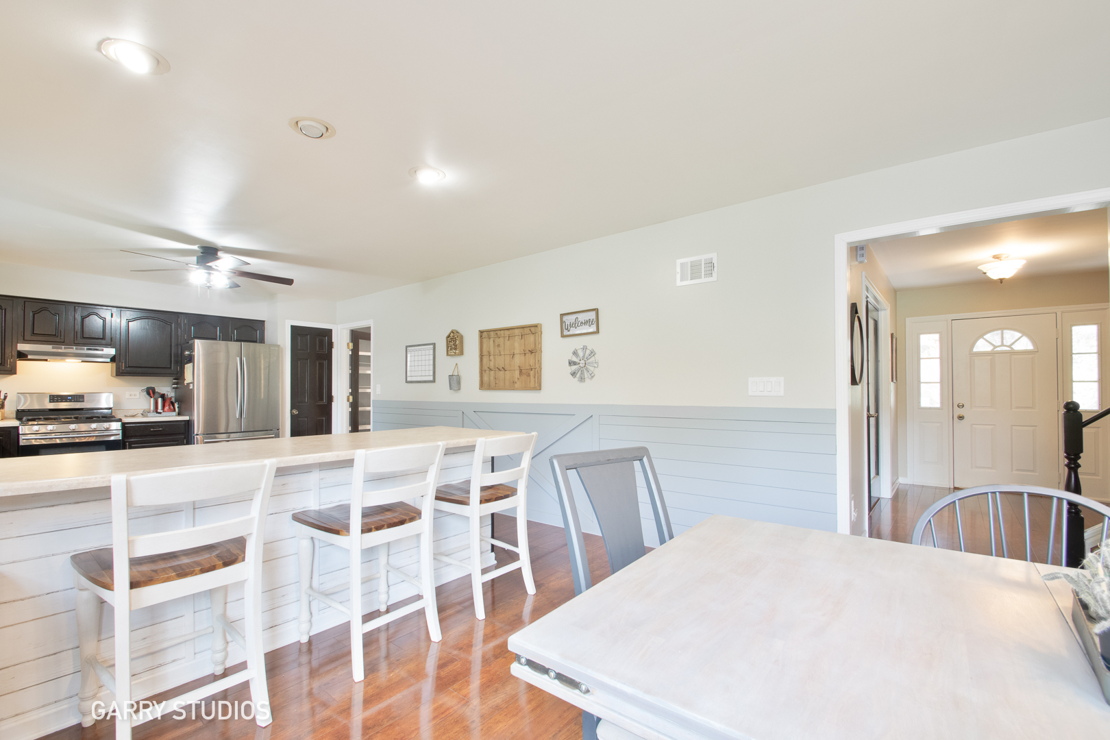28824 Rivers Edge Drive Cary, IL 60013 - Photo 8 of 39