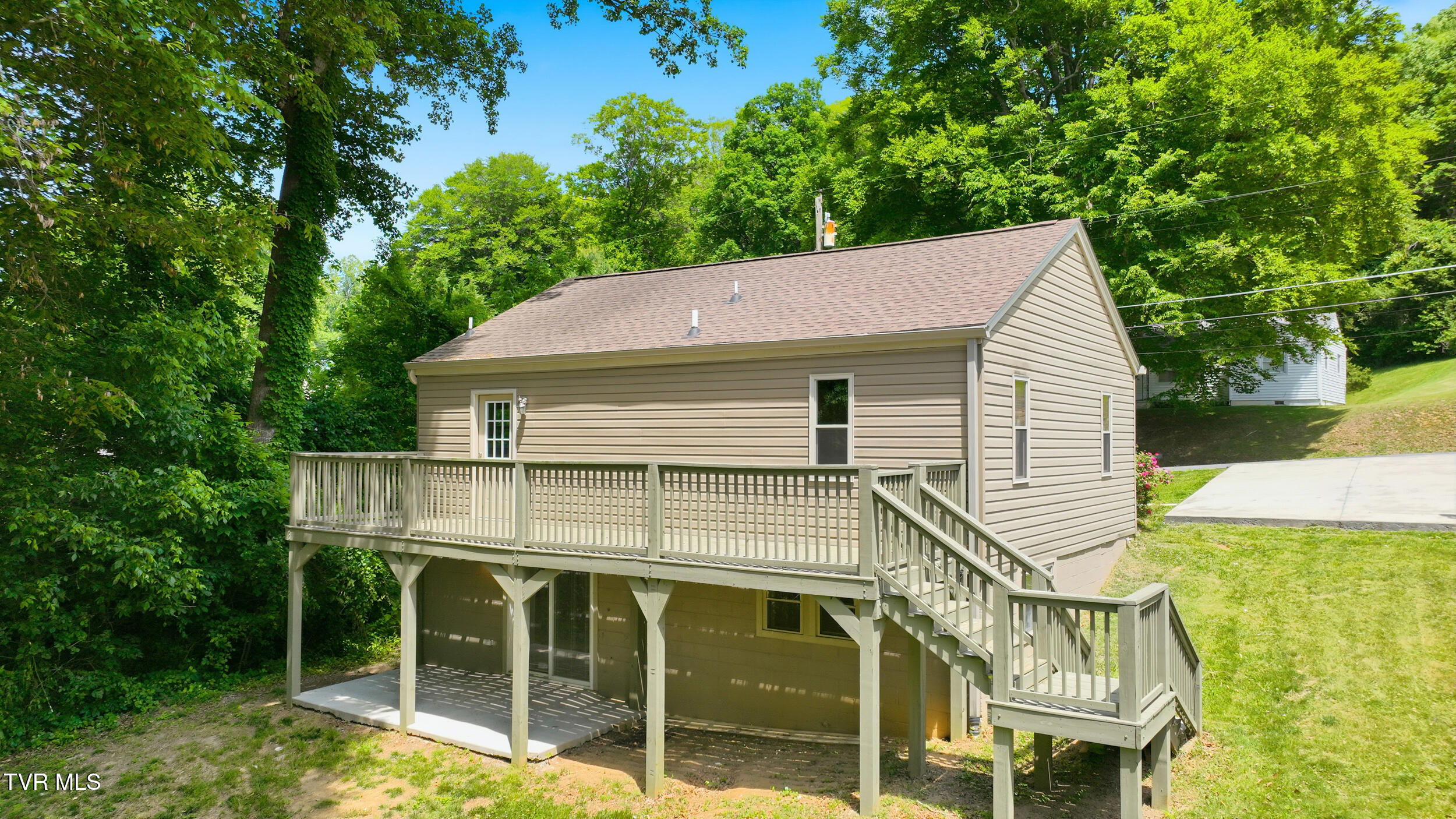 1516 Rock Rose Road Bristol, TN 37620 - Photo 30 of 38 30_1516 rock rose rd-1