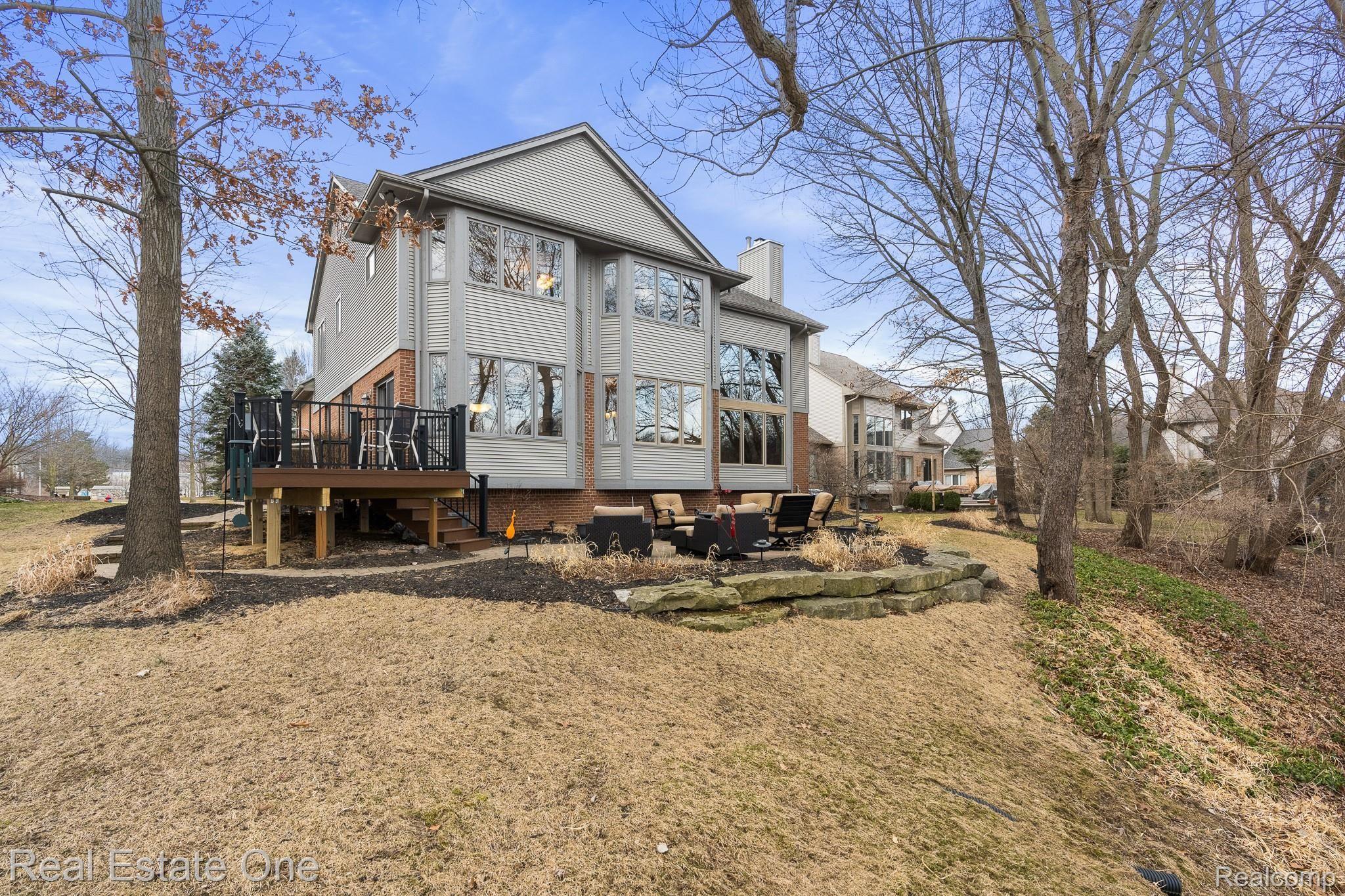 420 Roundview Drive Rochester, MI 48307 - Photo 32 of 49 Roundview MLS-W055.jpg