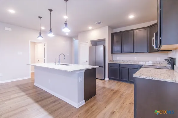 $2,100 | 461 Appalachian Trail, Copperas Cove, TX 76522