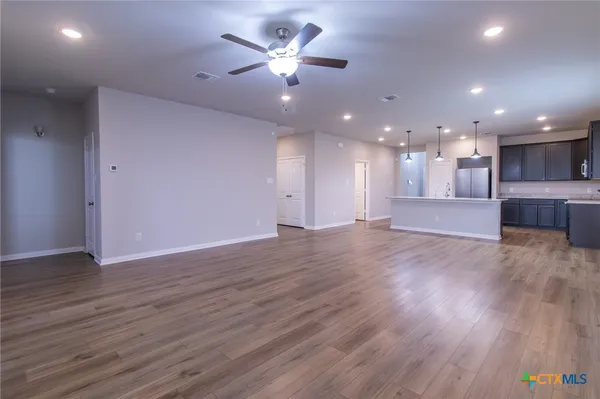 $2,100 | 461 Appalachian Trail, Copperas Cove, TX 76522