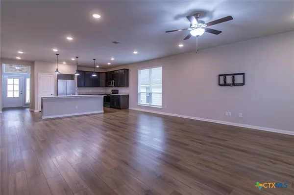 $2,100 | 461 Appalachian Trail, Copperas Cove, TX 76522