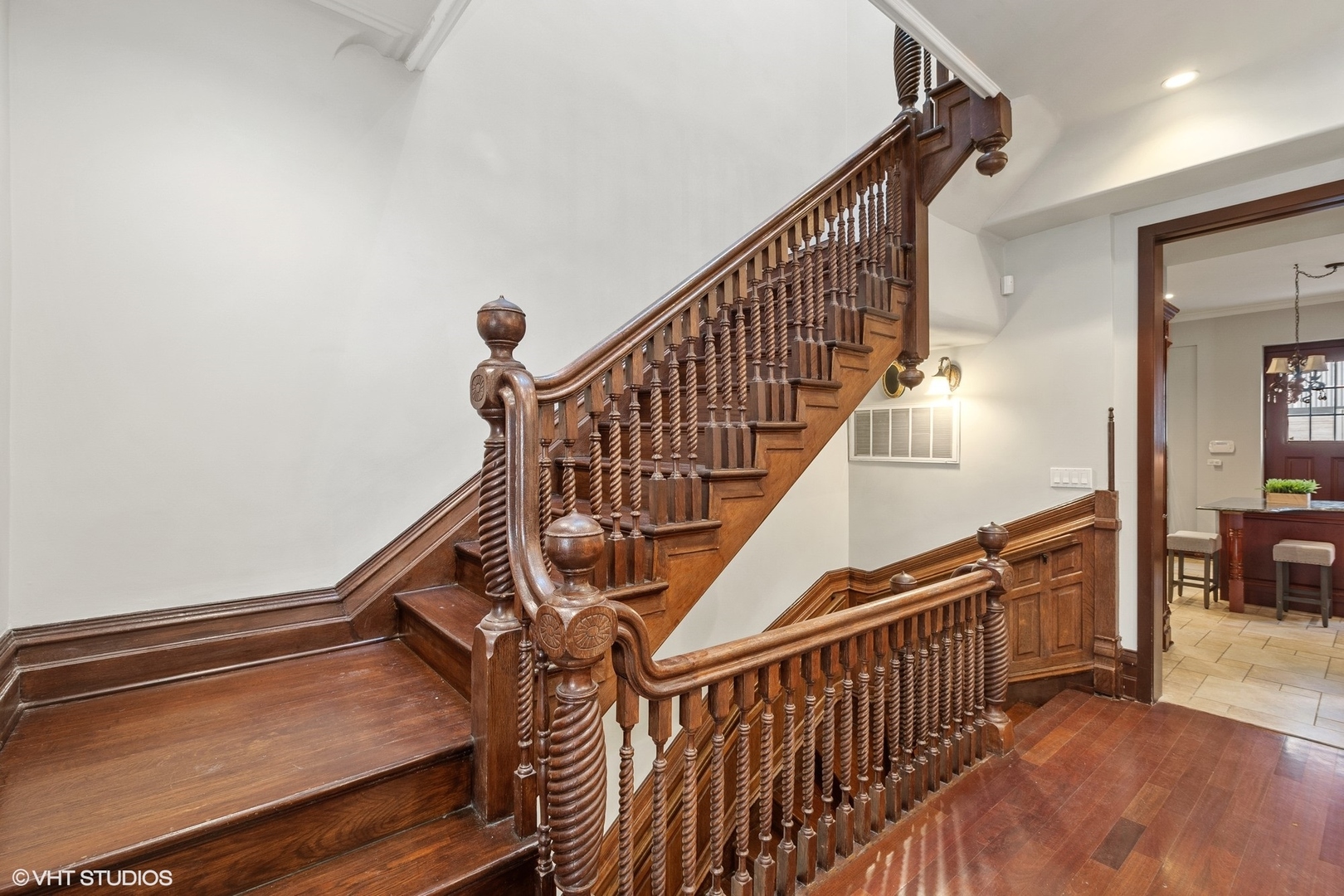 67 East Cedar Street Chicago, IL 60611 - Photo 18 of 37 a view of entryway with wooden floor
