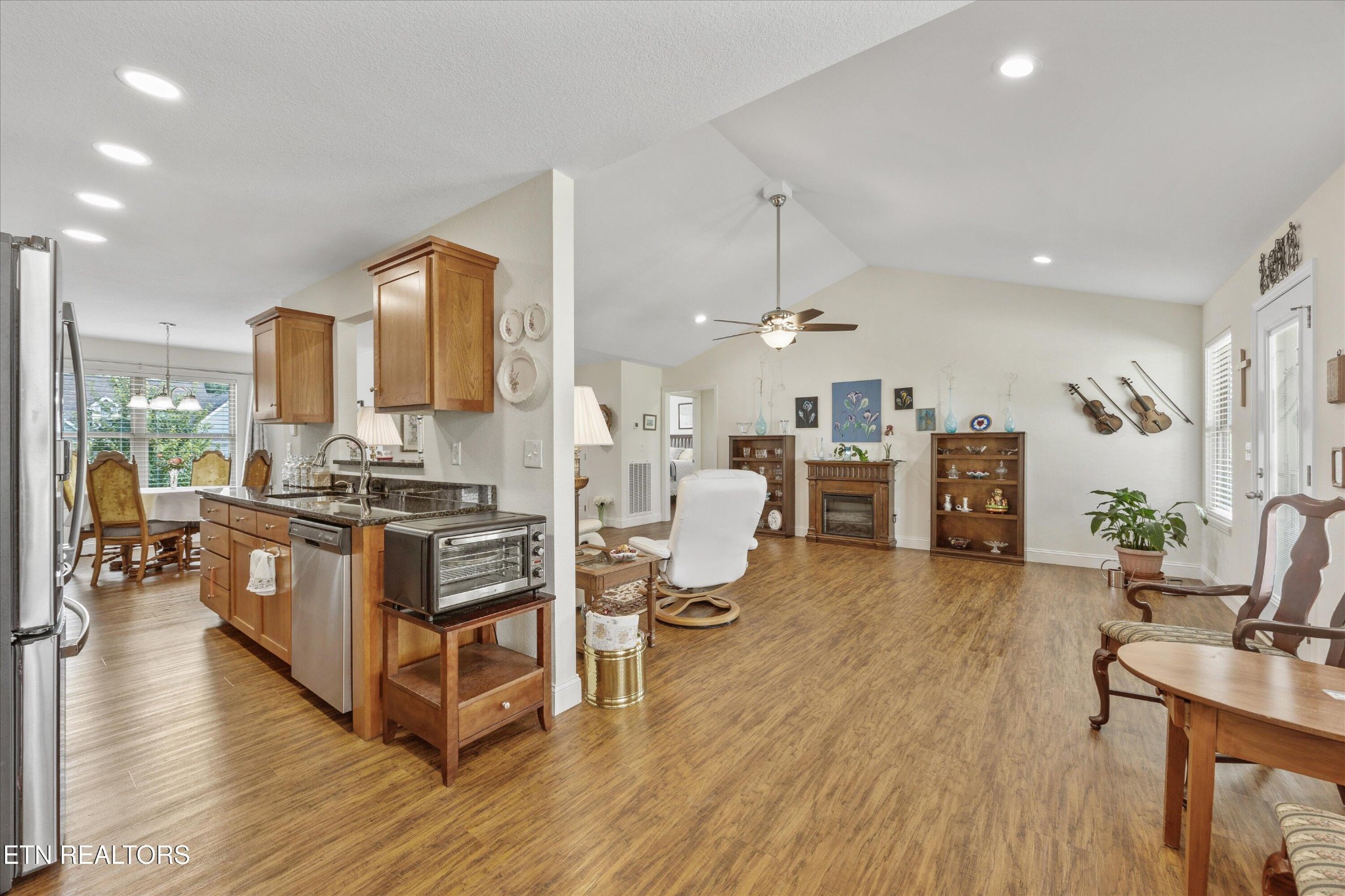 155 Wind Chase Way Madisonville, TN 37354 - Photo 14 of 43 Gallery Image 14