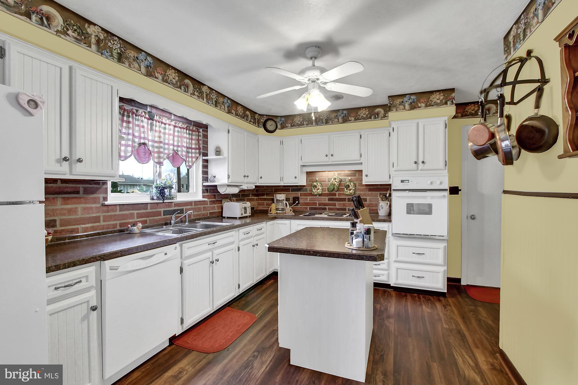 3470 Willow Road Dover, PA 17315 - Photo 6 of 22 Gallery Image 6