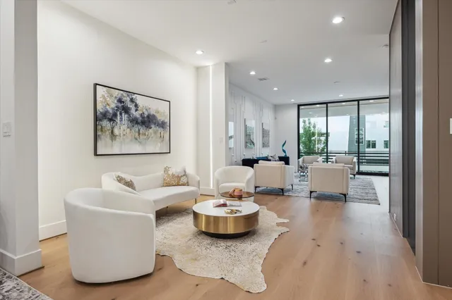 $1,326,000 | 2309 Driscoll Street, Houston, TX 77019