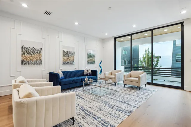 $1,326,000 | 2309 Driscoll Street, Houston, TX 77019