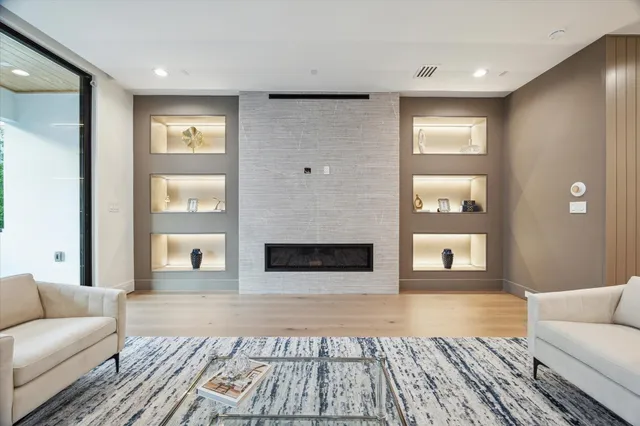 $1,326,000 | 2309 Driscoll Street, Houston, TX 77019