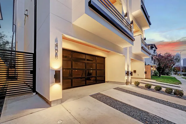 $1,326,000 | 2309 Driscoll Street, Houston, TX 77019