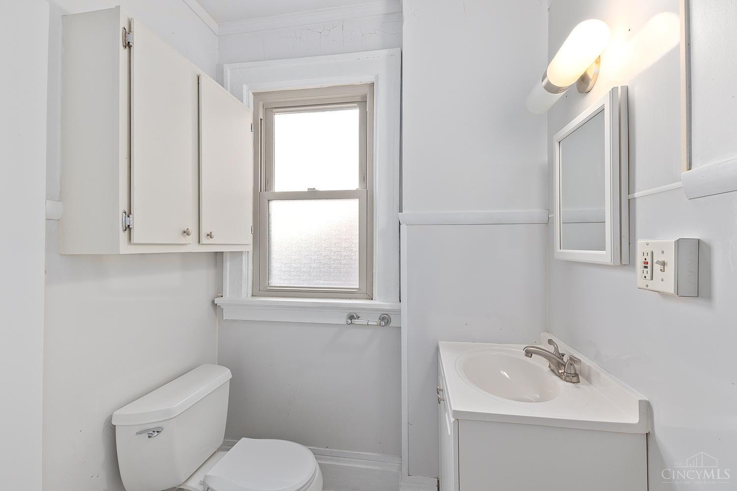 3096 Madison Road, Unit 8 Cincinnati, OH 45209 - Photo 16 of 20