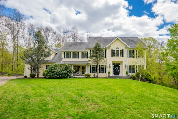 $874,900 | 8 Curtiss Meadows, Woodbury, CT 06798