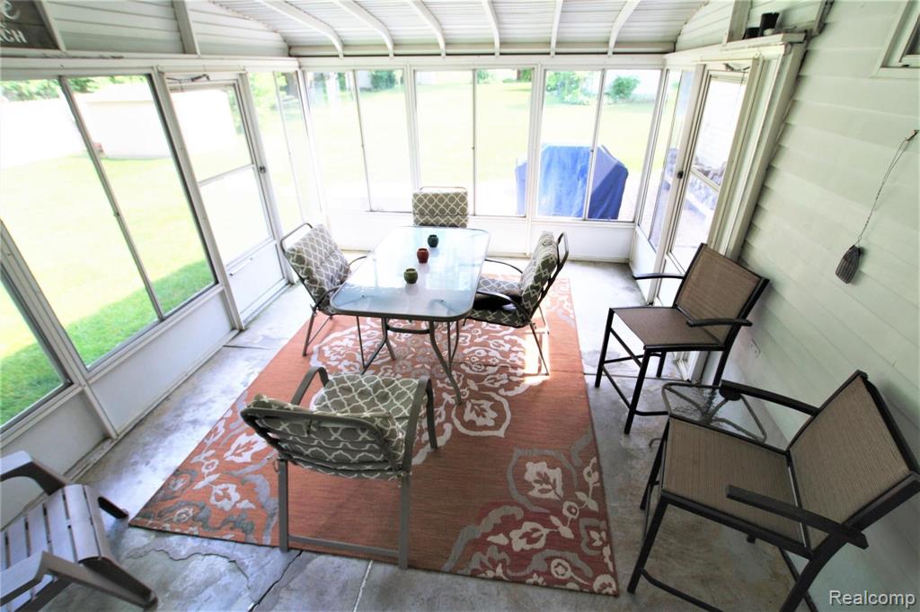 1087 Stonehenge Road Flint, MI 48532 - Photo 31 of 31