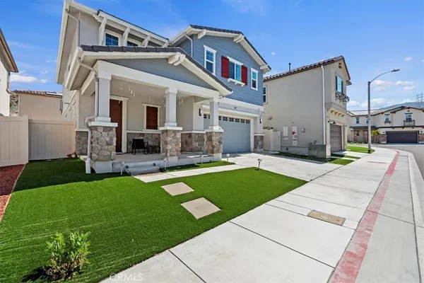 a house view with a outdoor space