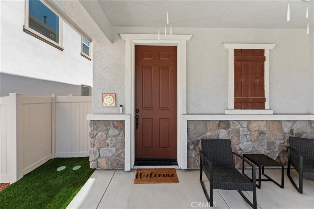 20911 Jennings Way Newhall, CA 91321 - Photo 6 of 50 a view of hall way with furniture and windows