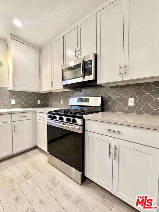 5250 Chesebro Road Agoura Hills, CA 91301 - Photo 3 of 13