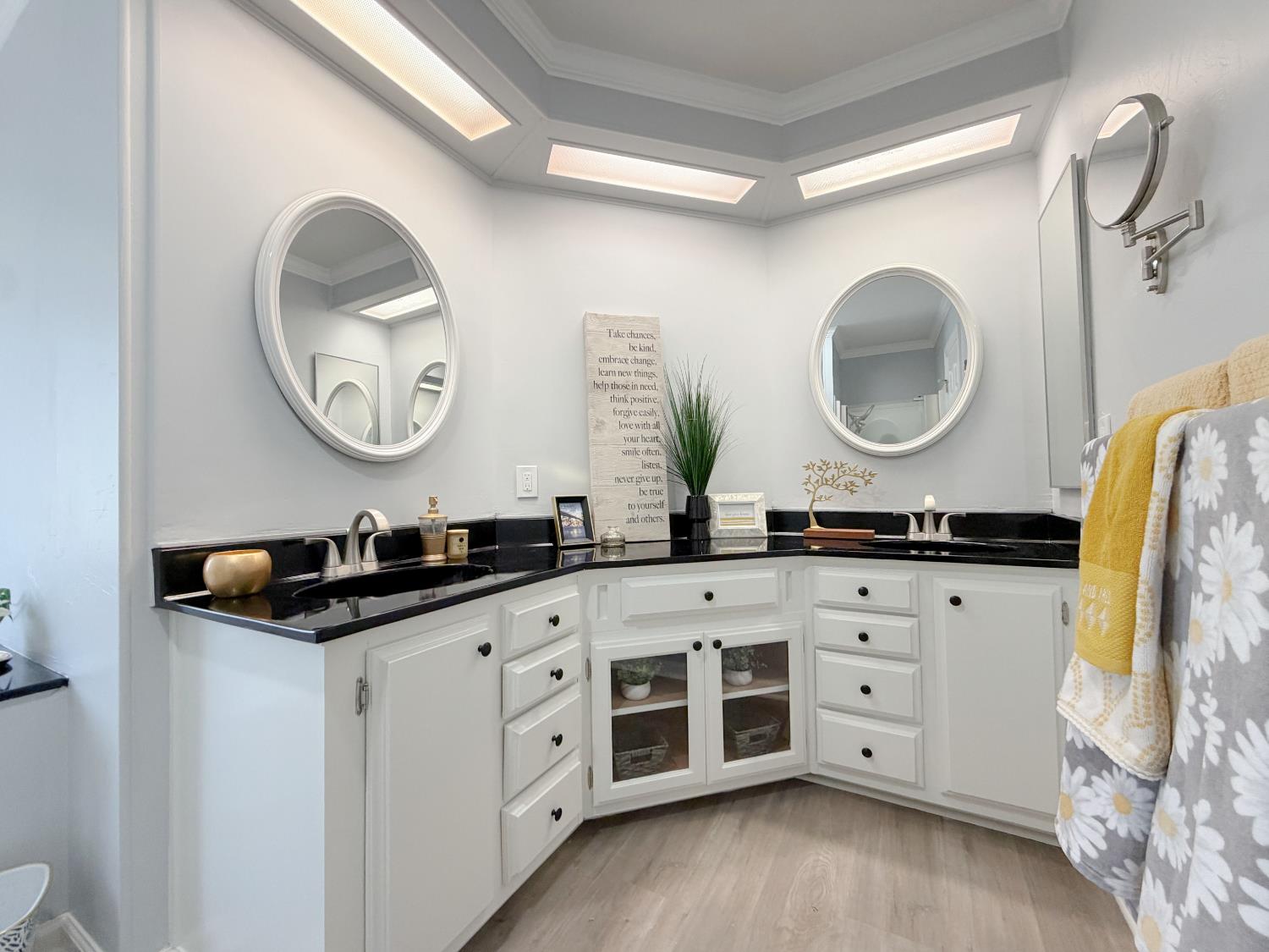 6104 Meiggs Court Citrus Heights, CA 95621 - Photo 13 of 42