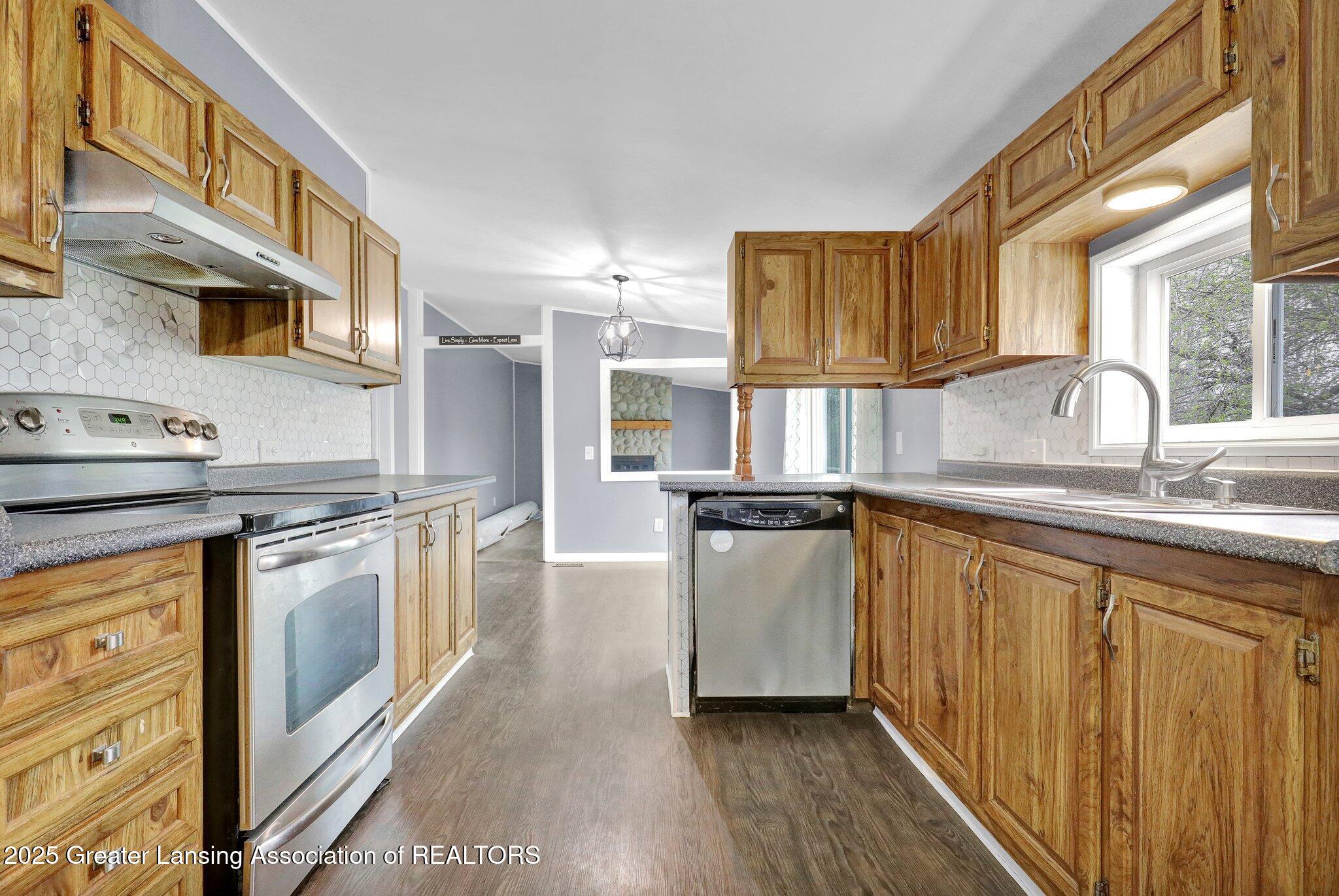 1435 West Gratiot County Line Road St. Johns, MI 48879 - Photo 15 of 48 21-web-or-mls-Open Ended Media-21