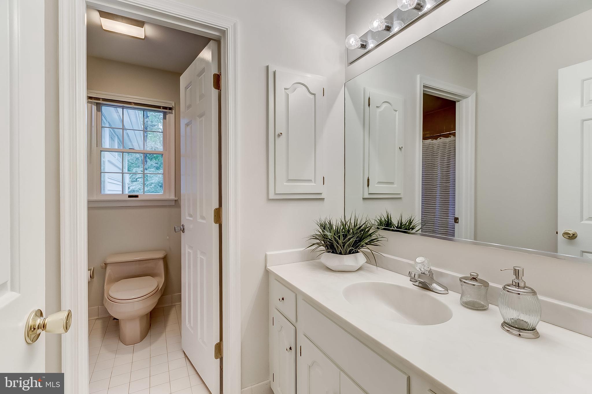 1603 Ridout Road Annapolis, MD 21409 - Photo 34 of 47 Hall Full Bath
