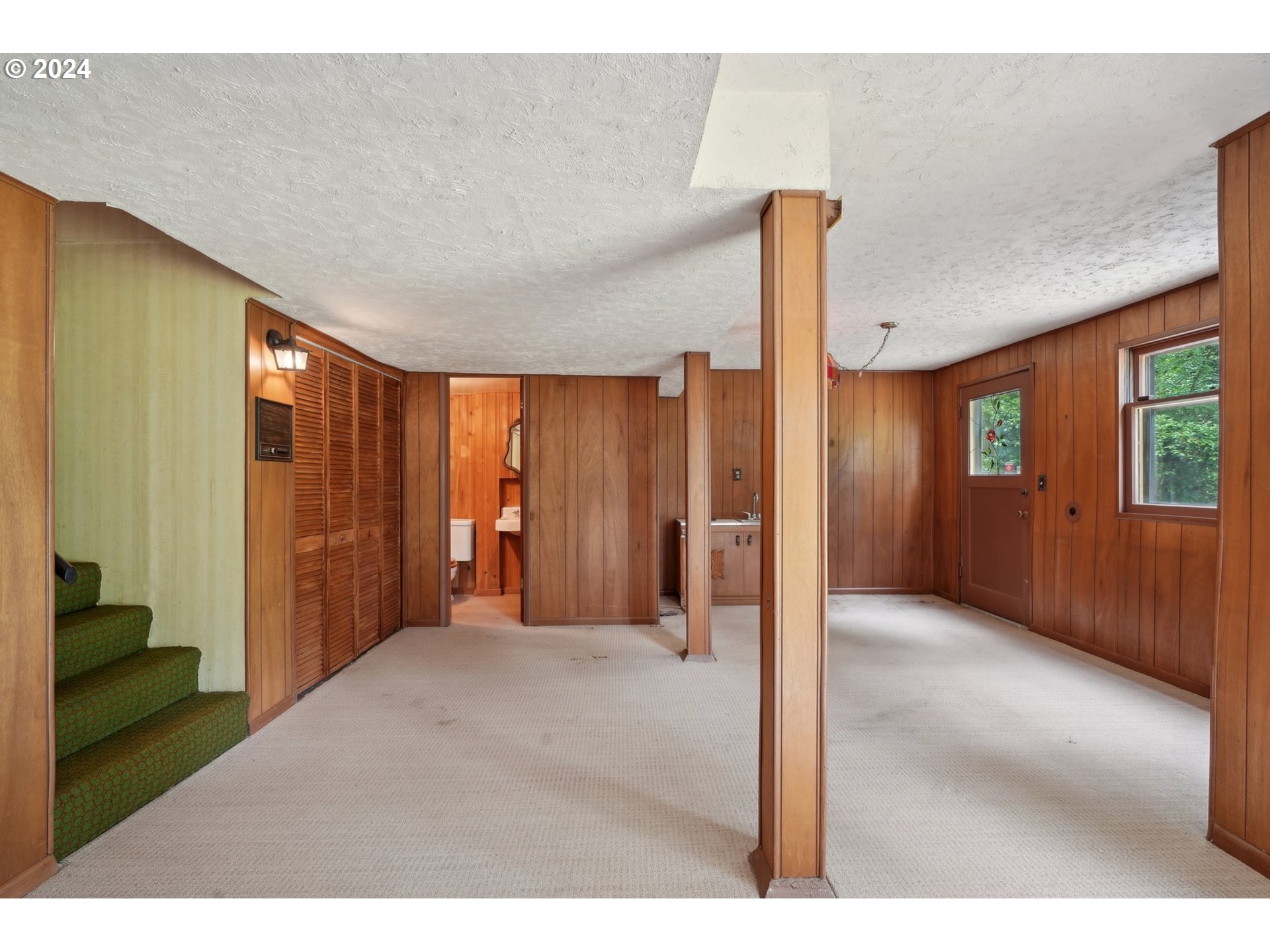 4404 Southwest Primrose Street Portland, OR 97219 - Photo 25 of 35 Gallery Image 25