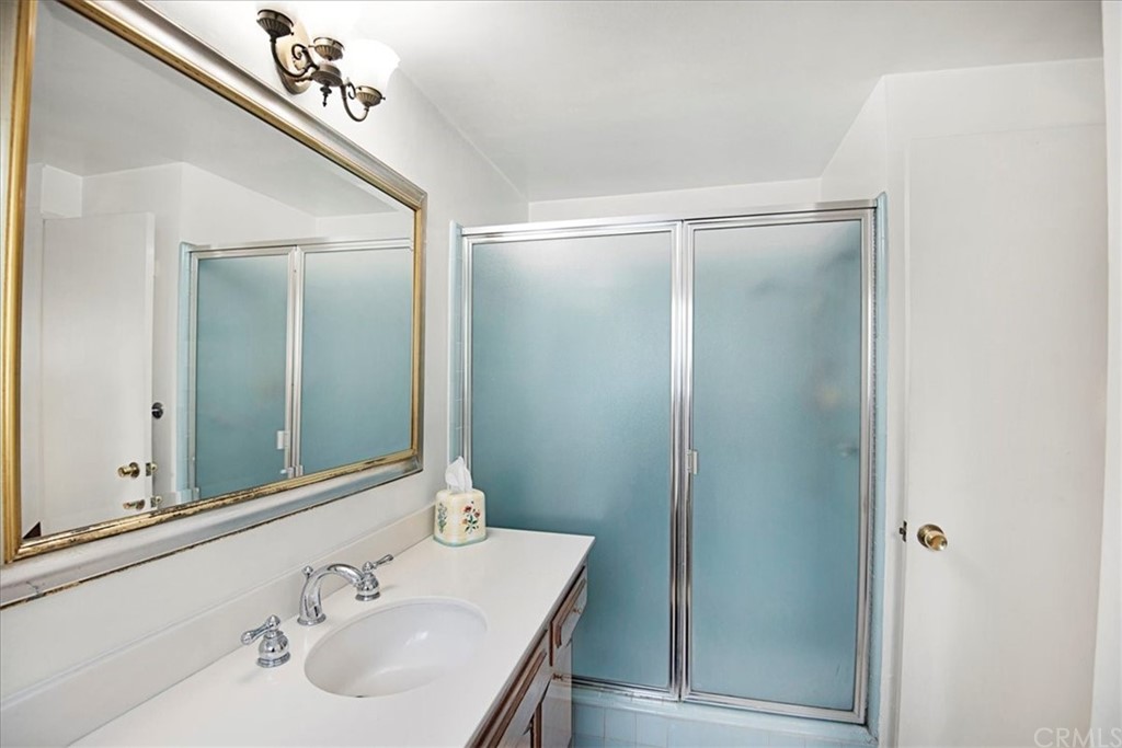 1400 Belleau Road Glendale, CA 91206 - Photo 23 of 28