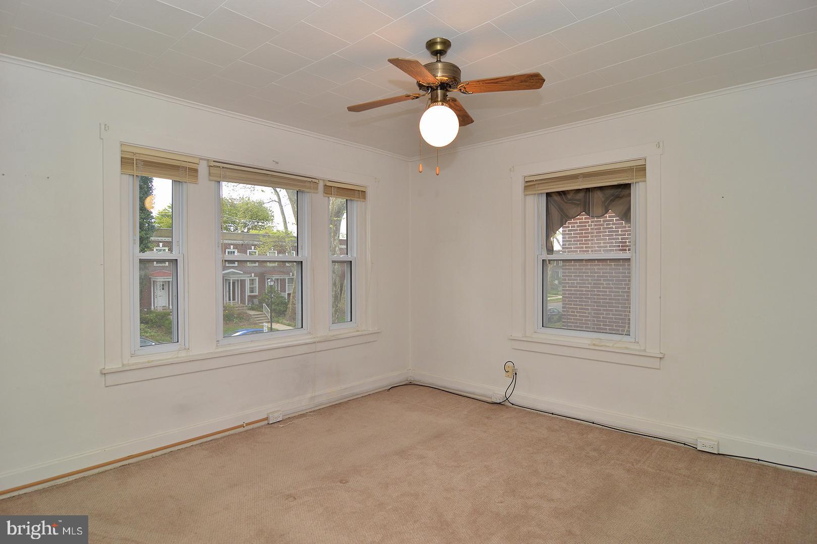 427 Sunset Road Reading, PA 19611 - Photo 19 of 34