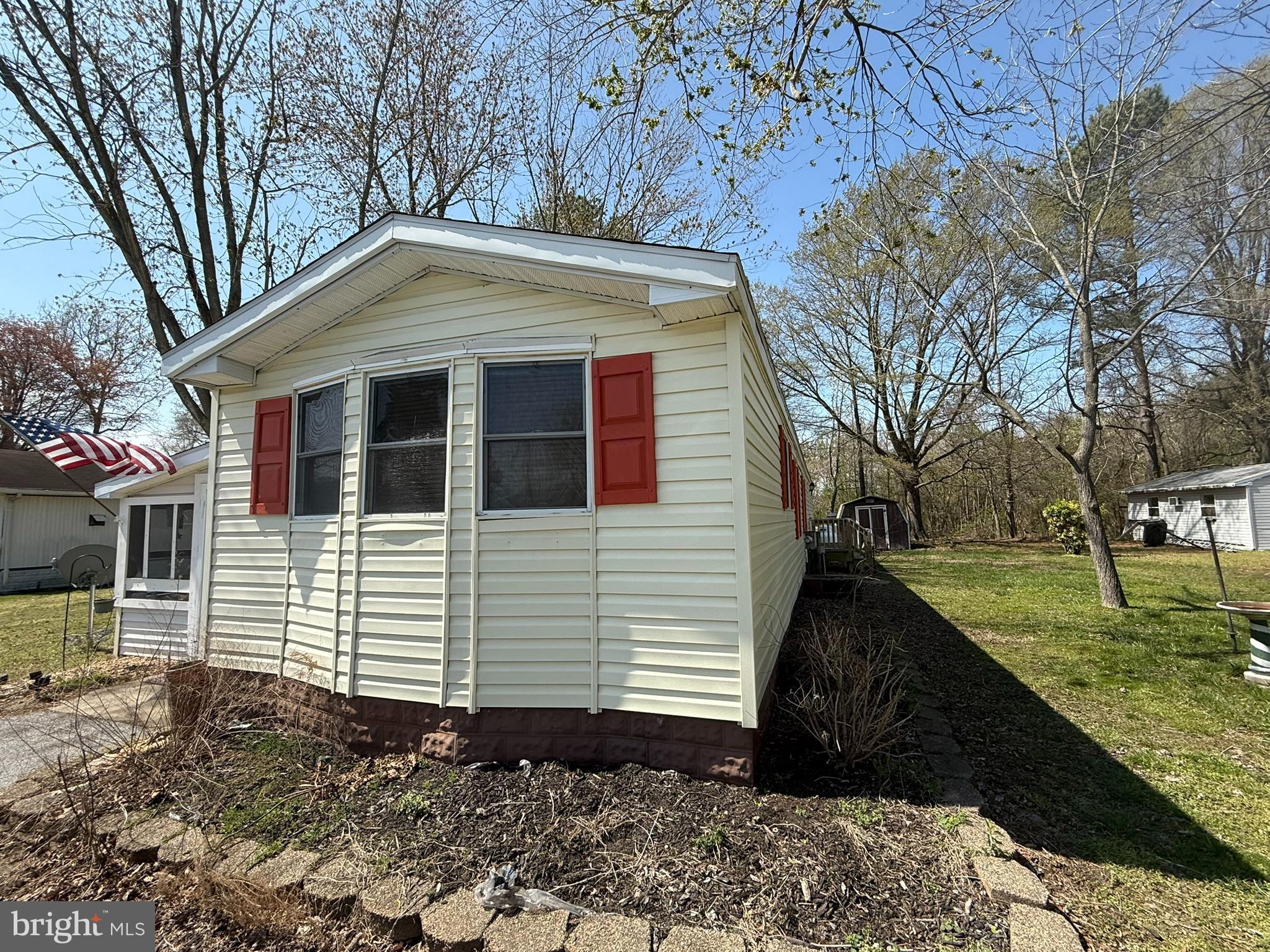 2908 Ram Road Cambridge, MD 21613 - Photo 3 of 27 a view of a house with a yard