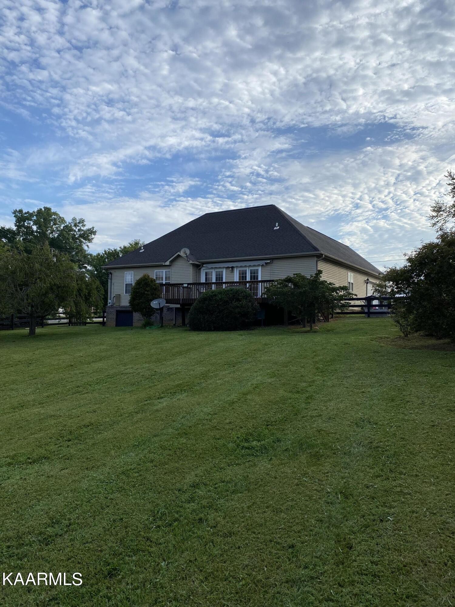 114 Walnut Lane Corryton, TN 37721 - Photo 35 of 38 Gallery Image 35