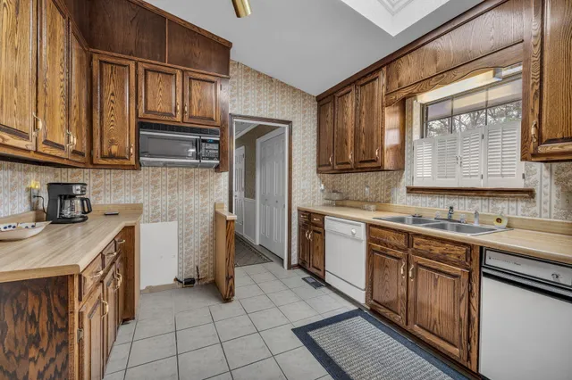 $595,000 | 932 Johnson Road, Chickamauga, GA 30707