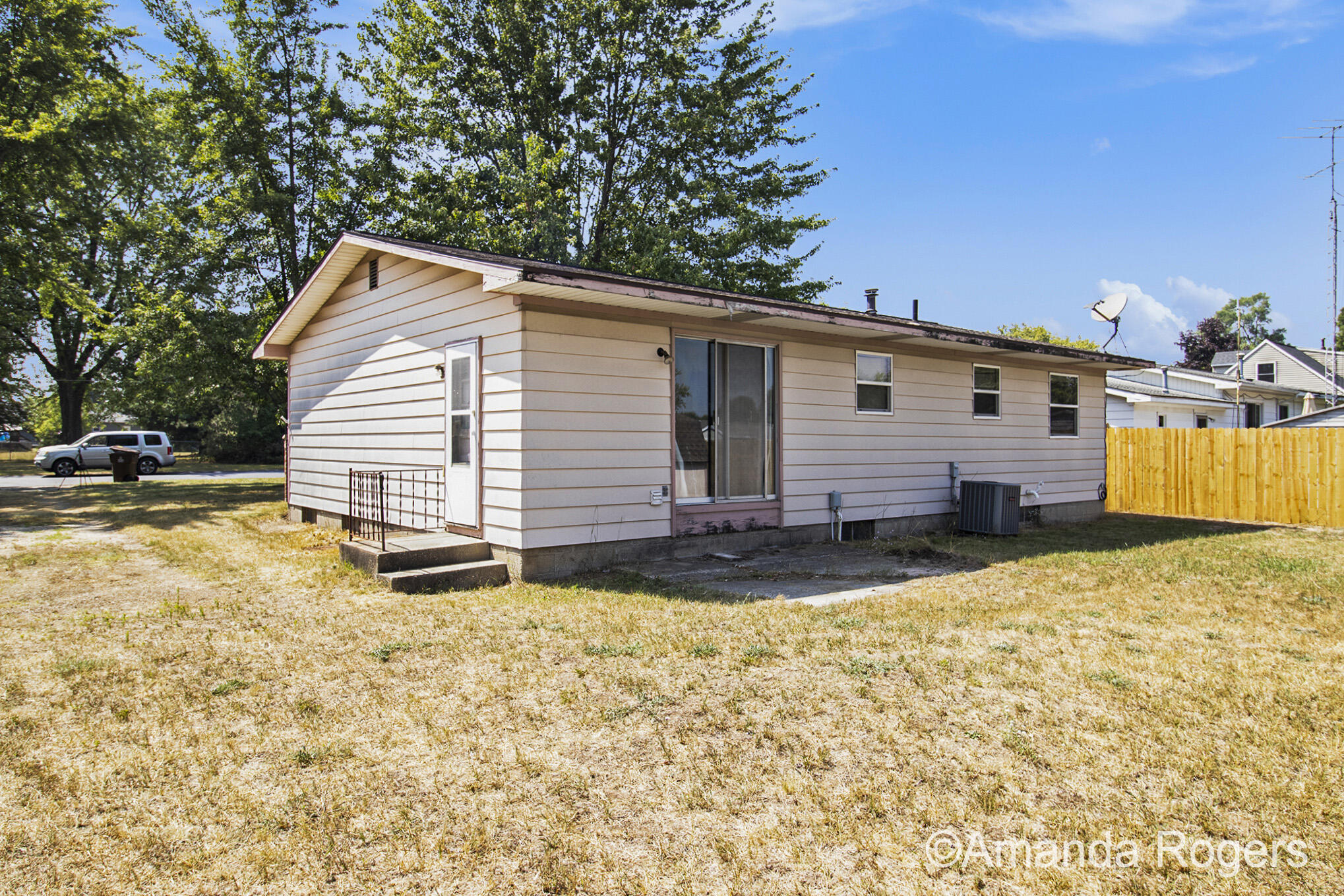 312 Blake Street Sparta, MI 49345 - Photo 14 of 17 IMG_1384