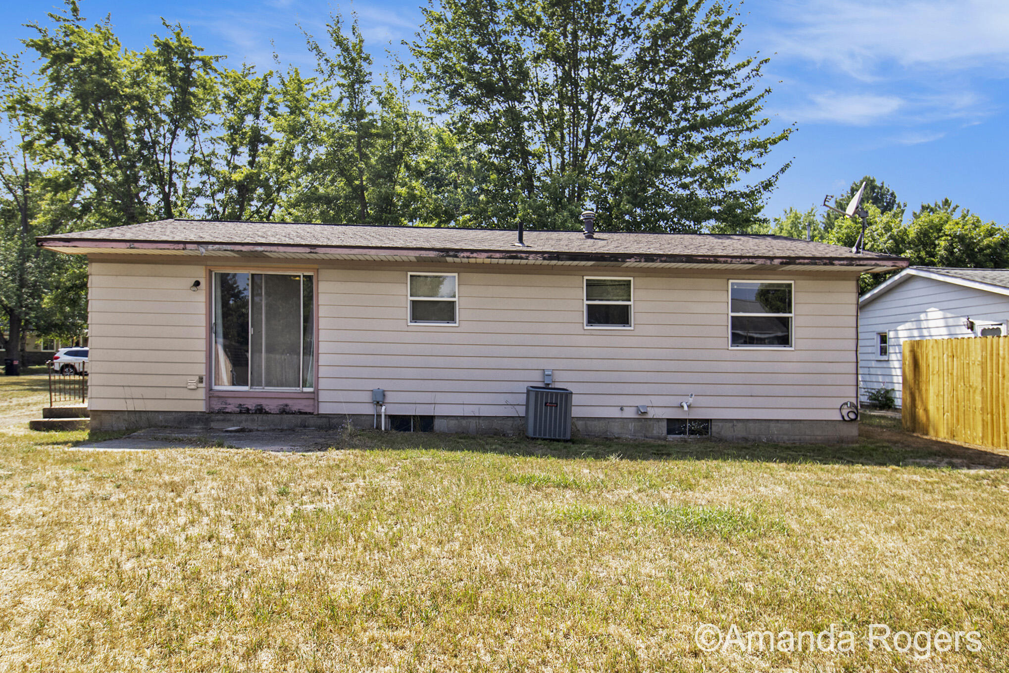 312 Blake Street Sparta, MI 49345 - Photo 15 of 17 IMG_1385