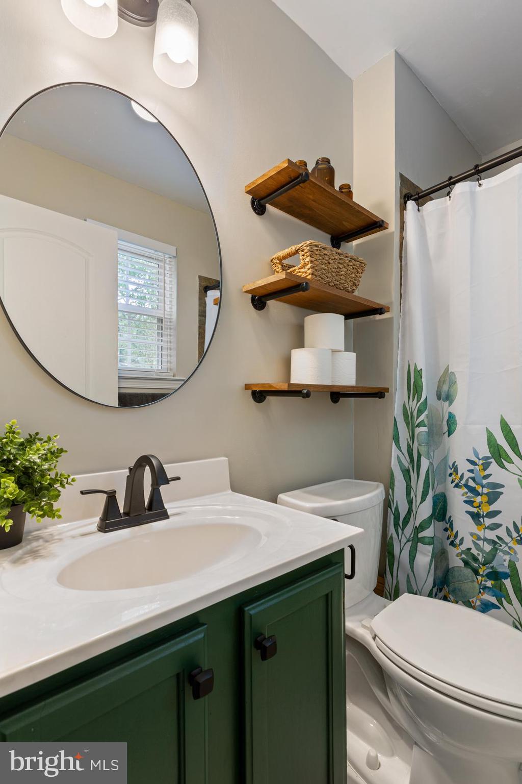 7804 Rippleview Lane Pasadena, MD 21122 - Photo 24 of 29 Master Bathroom