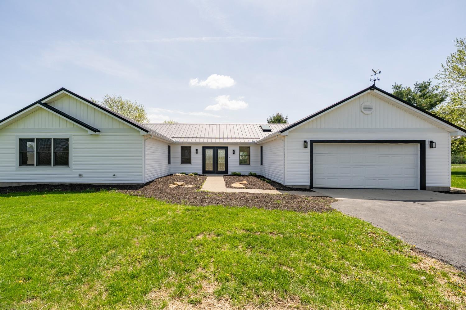 6450 Welcome Road Hillsboro, OH 45133 - Photo 2 of 31 Welcome home. Minutes to YMCA, Fact Park, College, restaurants, shopping, Urgent Care, hospital, and doctors
