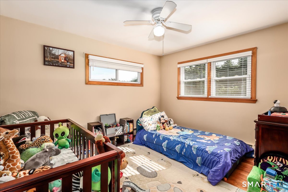 46 Jeanette Road Danbury, CT 06811 - Photo 16 of 35