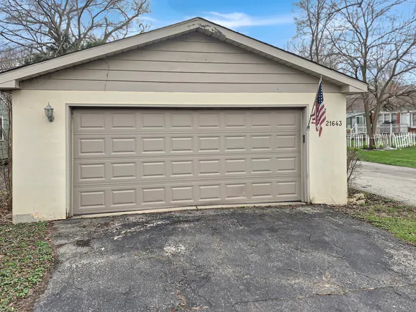 $107,000 | 21643 West Cedar Avenue, Lake Villa, IL 60046