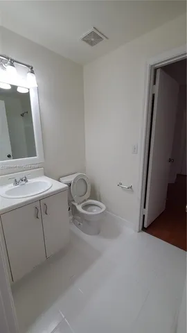 $3,100 | 1611 Sorrento Drive, Weston, FL 33326