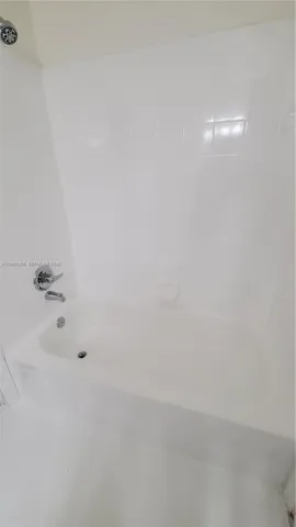 $3,100 | 1611 Sorrento Drive, Weston, FL 33326