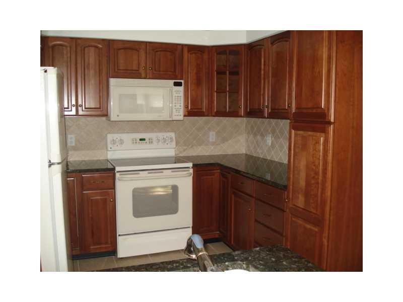 135 Spinnaker Ridge Drive, Unit 37 Wells, ME 04090 - Photo 2 of 16 Kitchen.