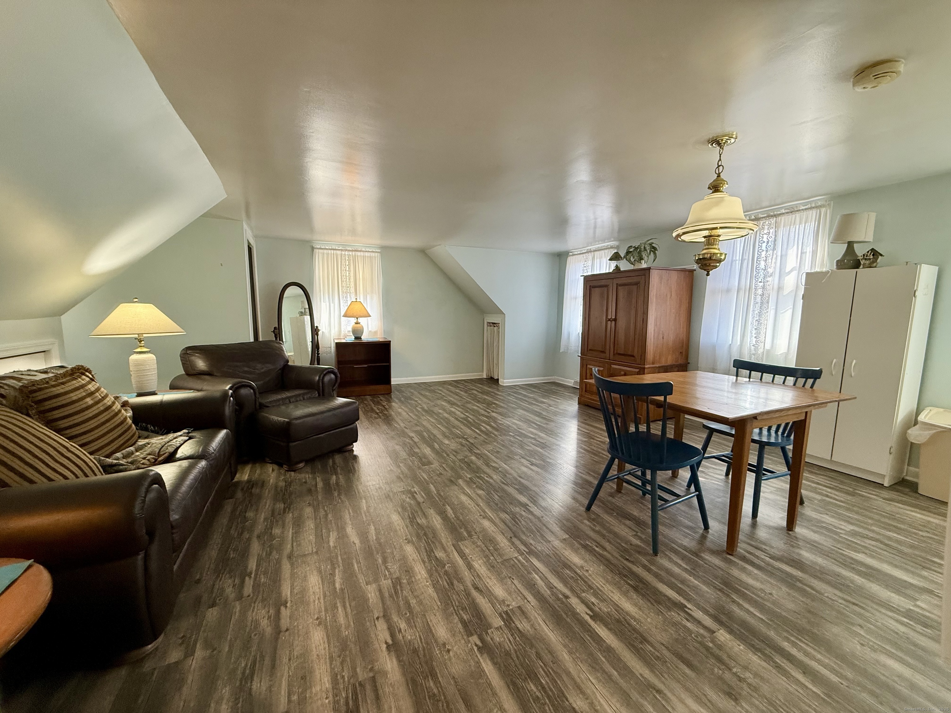 176 Pocono Road, Unit 2 Brookfield, CT 06804 - Photo 2 of 12