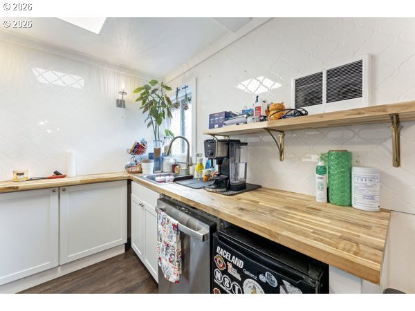 2684 12th Street Southeast Salem, OR 97302 - Photo 12 of 33